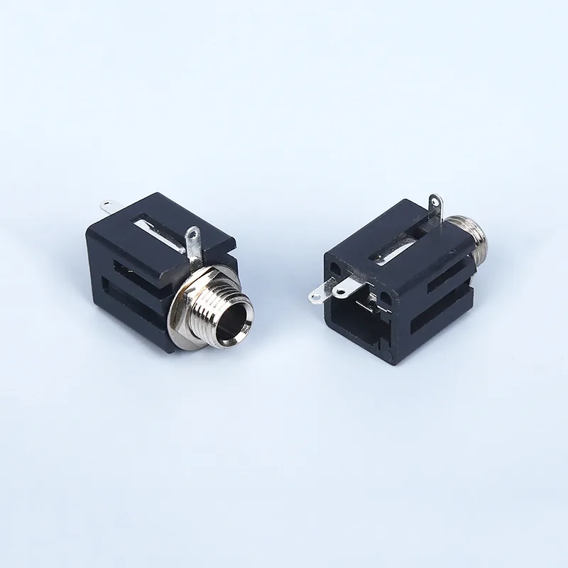 6.35mm 3 pin headphone jack PCB mount socket